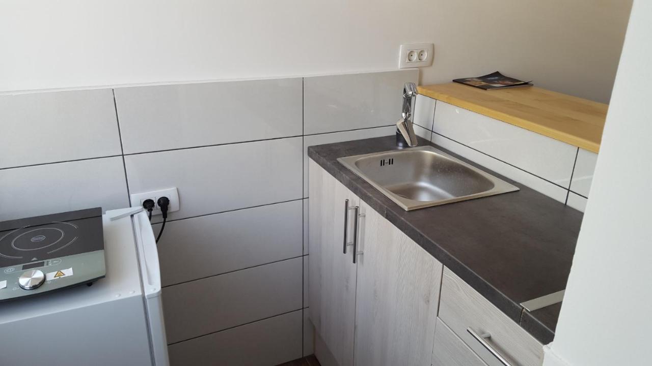 Apartmani Bonaca U Centru Niksica Exterior photo